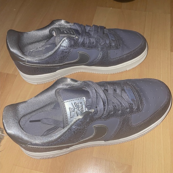 Nike Air Force Ones - Picture 2 of 4